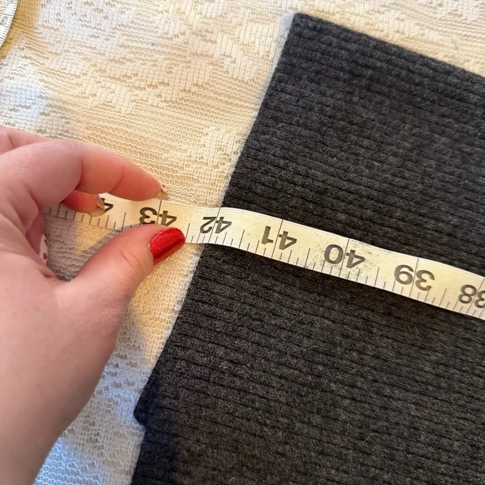 Theory Uliana noble ribbed bodycon midi sweater dress - Picture 4 of 7